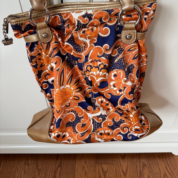 Kathy Van Zeeland Navy & Orange Paisley Print Shoulder Bag - Picture 3 of 7